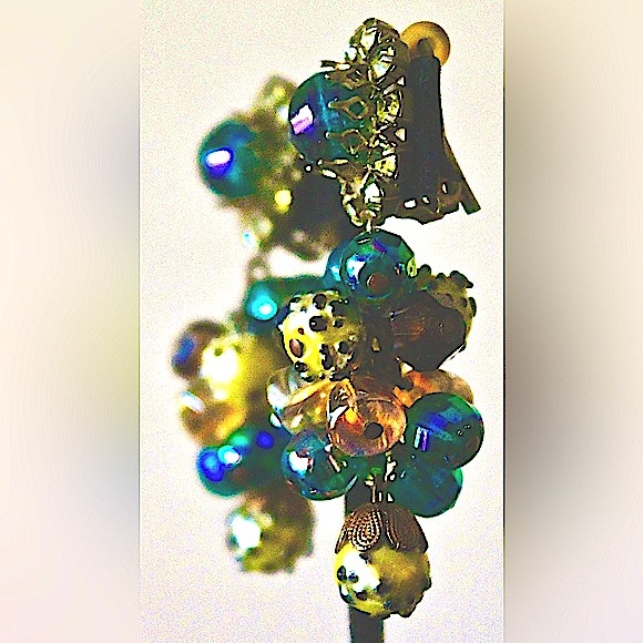 HOBE EARRINGS DANGLE CLIP 2 1/2 INCH VINTAGE GREEN YELLOW BROWN CRYSTALS - Picture 4 of 11